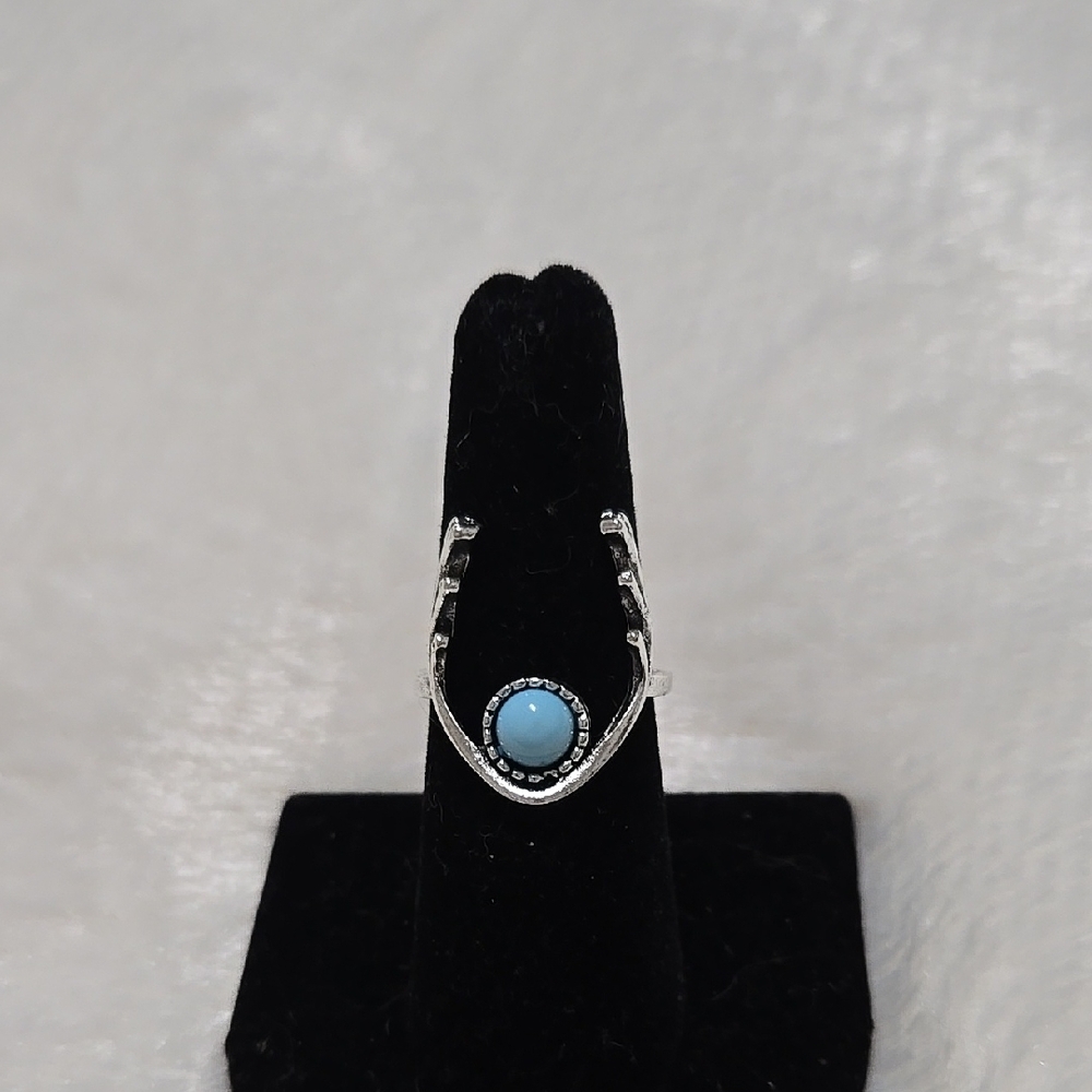 Silver and Blue Turquoise Ring with Southwestern Design.Size 7.5.